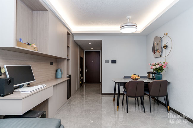 95㎡三居，客餐廳之間打造工作區(qū)，將生活與工作和諧結(jié)合